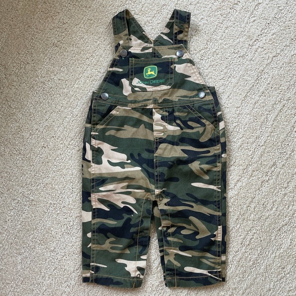 John Deere Other - Baby Boy John Deere Camouflage Overalls 6-9 Mon